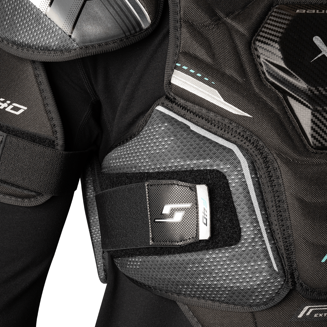 Нагрудник S26 F40 SHOULDER PAD INT