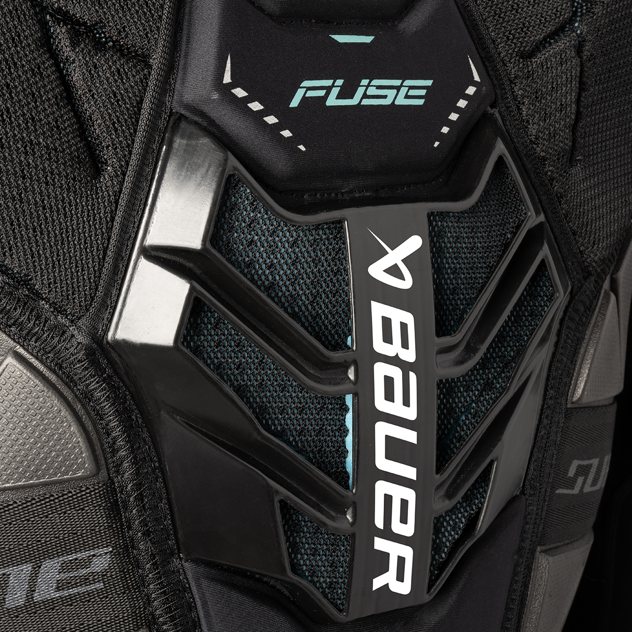 Нагрудник S26 FUSE SHOULDER PAD JR